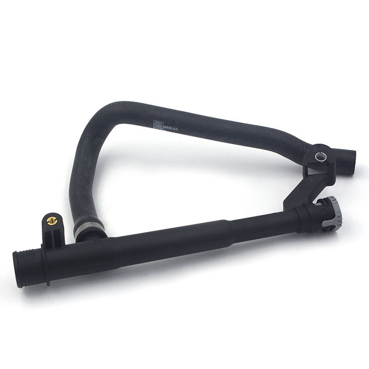 ভলভো অটো পার্টসের জন্য ওমালা ইঞ্জিন আউটপুট হোস অয়েল কুলার ওয়াটার পাইপ OE 30774514